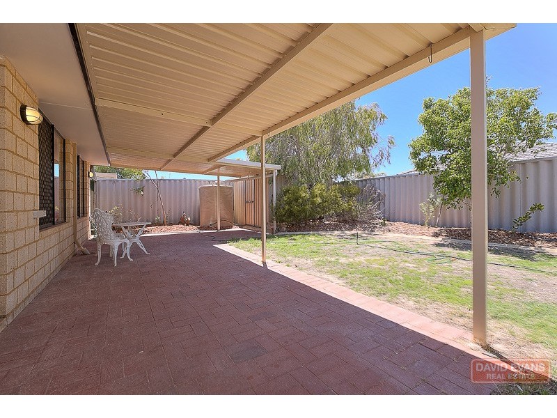 4 Thames Way, Warnbro WA 6169