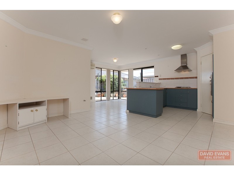 13 Durance Drive, Port Kennedy WA 6172