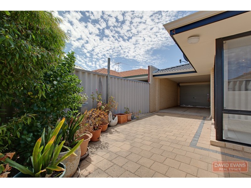 13 Durance Drive, Port Kennedy WA 6172