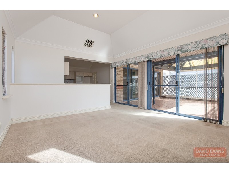 3/10 Fraser Street, Rockingham WA 6168