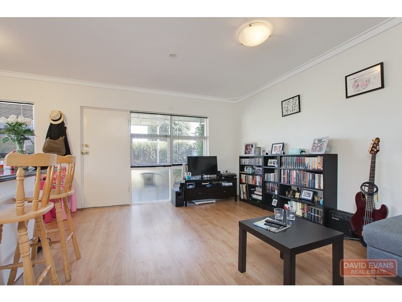 10A Heaton Way, Safety Bay WA 6169