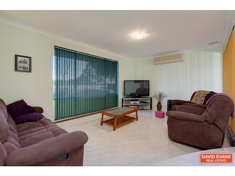 86 Council Avenue, Rockingham WA 6168