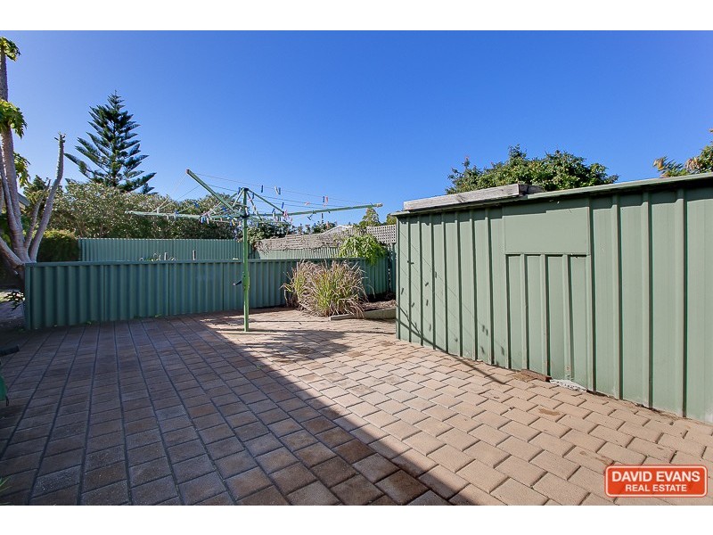 86 Council Avenue, Rockingham WA 6168