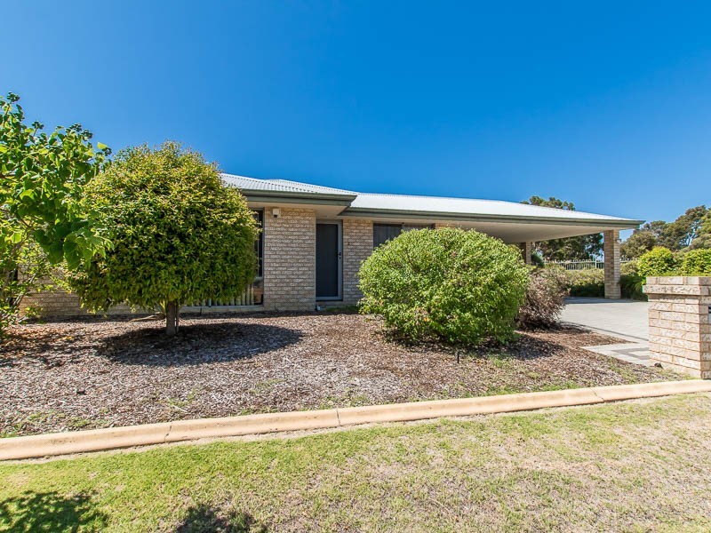 2/21 Waterway Cove, Seville Grove WA 6112