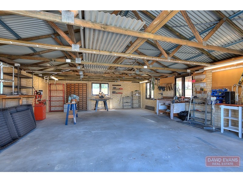 6 Maynard Way, Bertram WA 6167