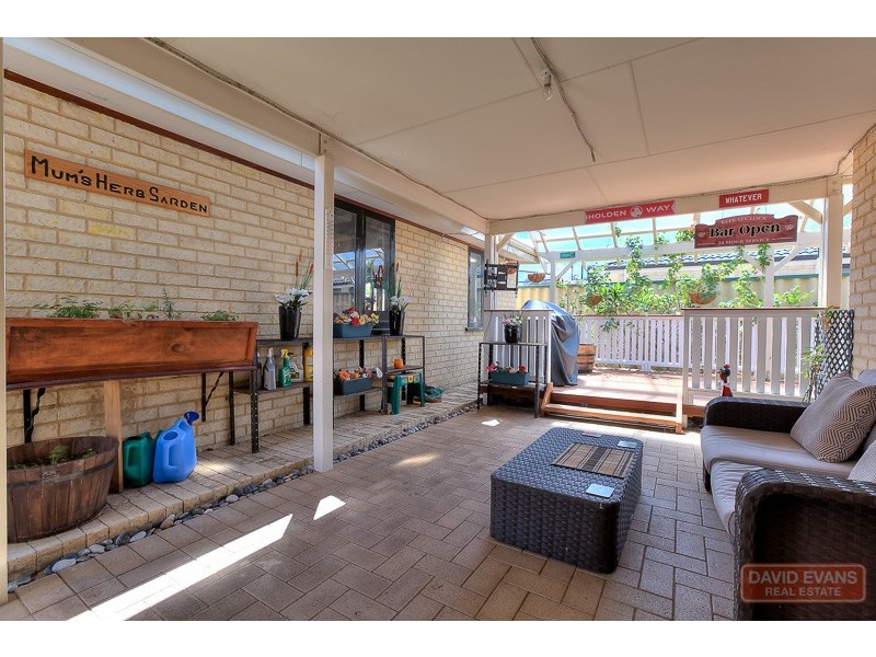 6 Maynard Way, Bertram WA 6167