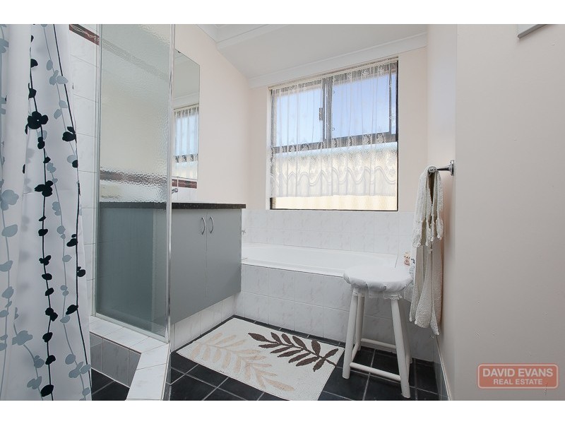 6 Maynard Way, Bertram WA 6167