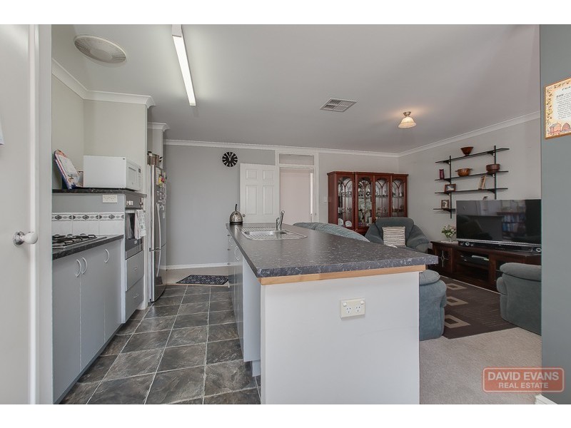 6 Maynard Way, Bertram WA 6167