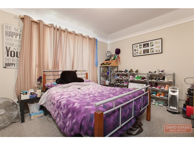 24 Bopeechee Way, Port Kennedy WA 6172