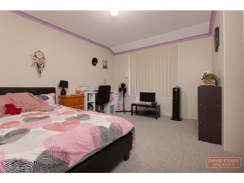 24 Bopeechee Way, Port Kennedy WA 6172