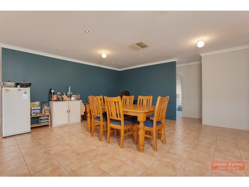24 Bopeechee Way, Port Kennedy WA 6172