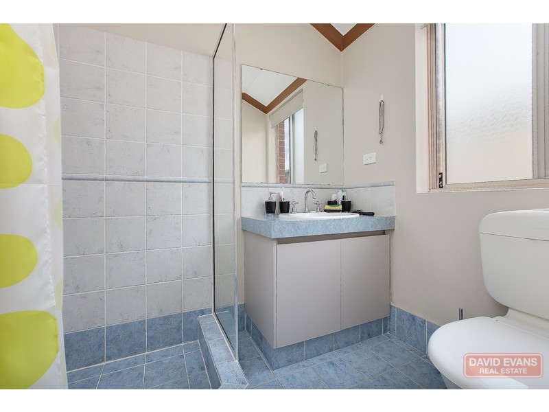 24 Bopeechee Way, Port Kennedy WA 6172