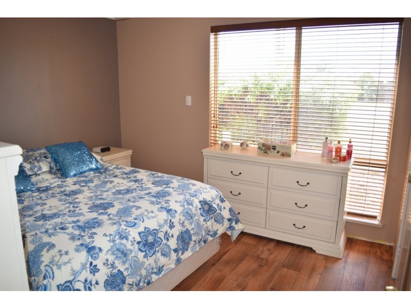 14 Hope Place, Waikiki WA 6169