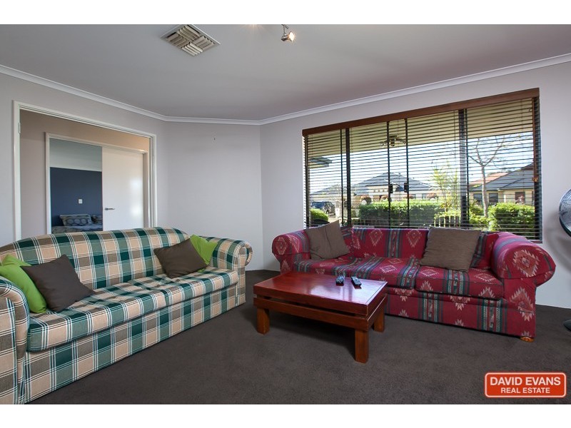 24 Lemon Gum Drive, Baldivis WA 6171