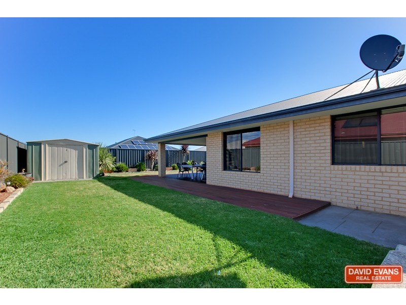 24 Lemon Gum Drive, Baldivis WA 6171