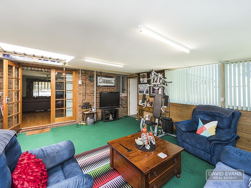 14 Cederdale Way, Safety Bay WA 6169