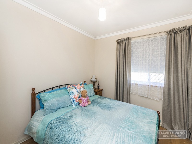 14 Cederdale Way, Safety Bay WA 6169