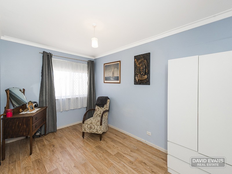 14 Cederdale Way, Safety Bay WA 6169