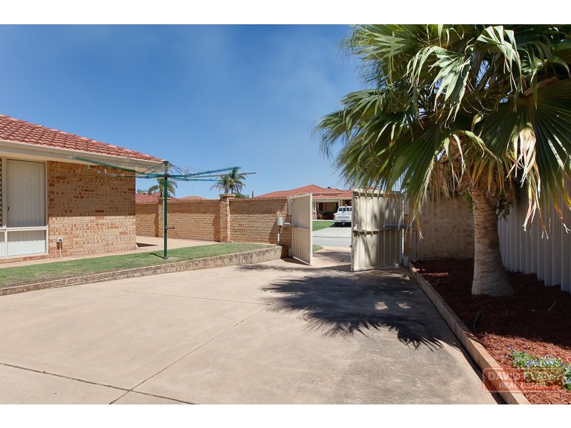 22 St Laurent Mews, Port Kennedy WA 6172