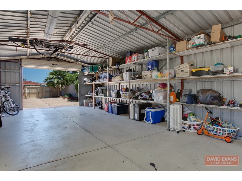 22 St Laurent Mews, Port Kennedy WA 6172