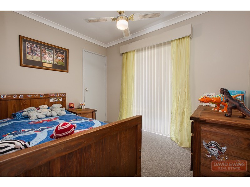 22 St Laurent Mews, Port Kennedy WA 6172