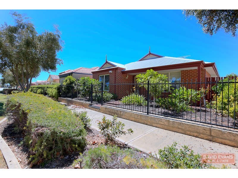 6 Gulliver Lane, Shoalwater WA 6169