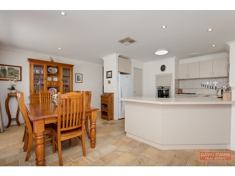 6 Gulliver Lane, Shoalwater WA 6169