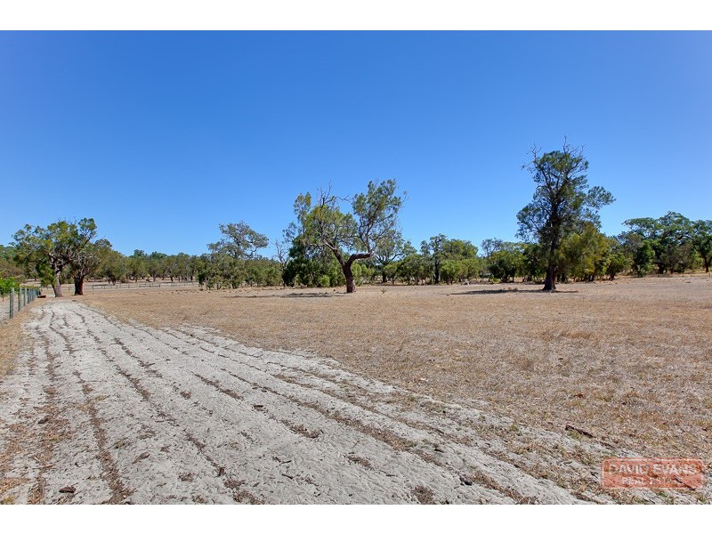 18 Amos Drive, Baldivis WA 6171