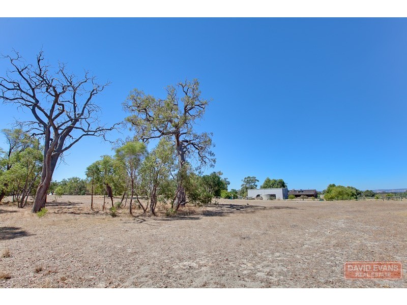 18 Amos Drive, Baldivis WA 6171