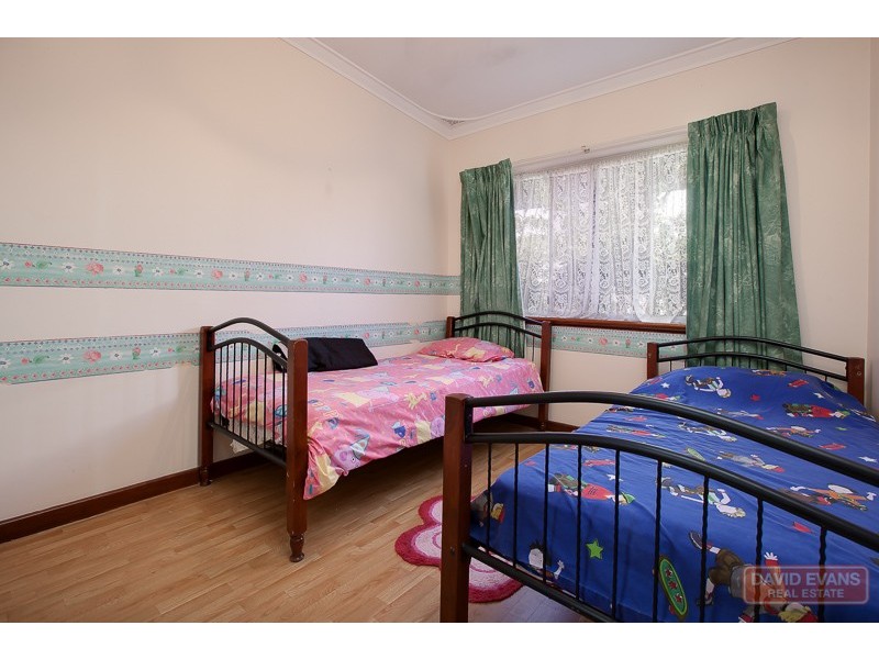 26 Rae Road, Safety Bay WA 6169