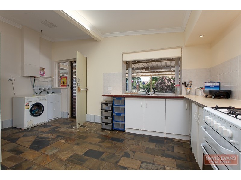 26 Rae Road, Safety Bay WA 6169