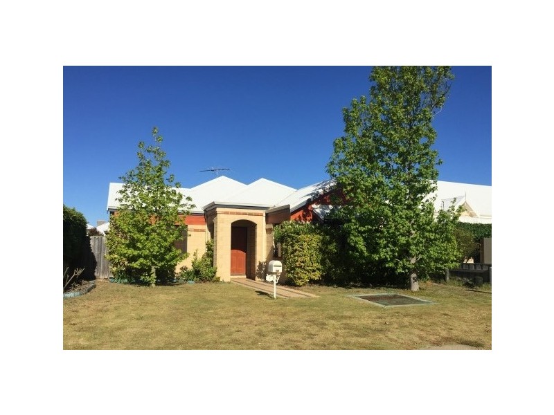 5 Harbour Retreat, Erskine WA 6210