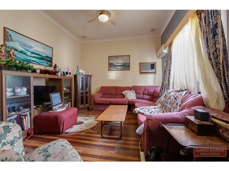 24 Rae Road, Safety Bay WA 6169