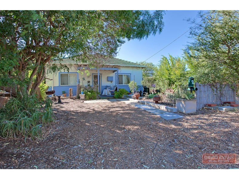 24 Rae Road, Safety Bay WA 6169