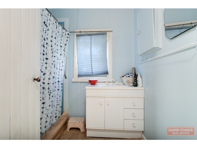 24 Rae Road, Safety Bay WA 6169