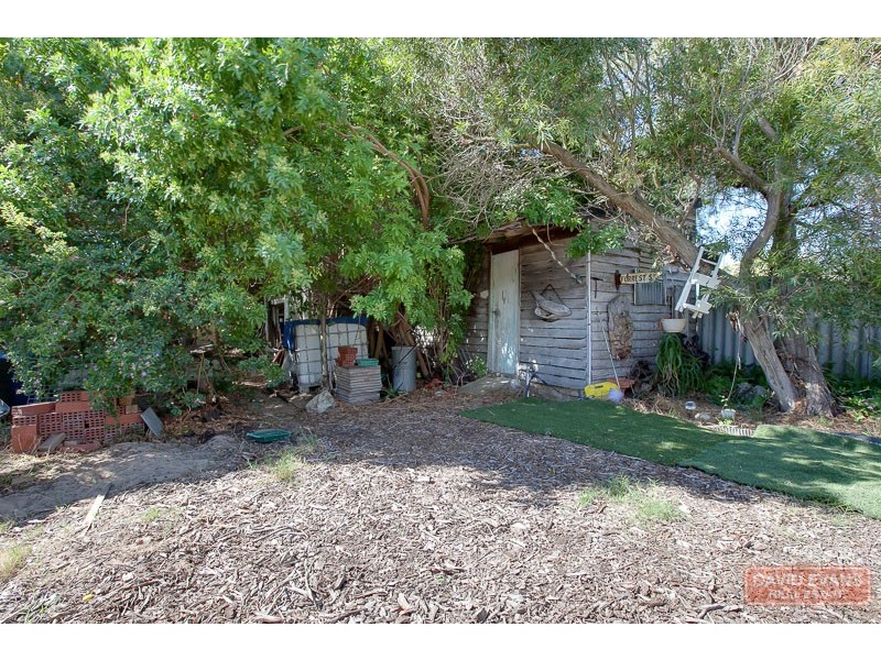 24 Rae Road, Safety Bay WA 6169