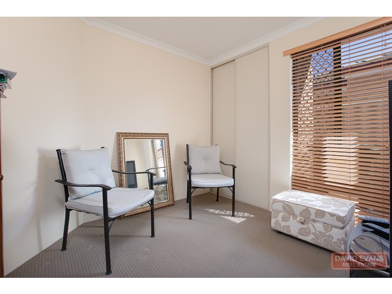 5/20 Santa Monica Drive, Waikiki WA 6169