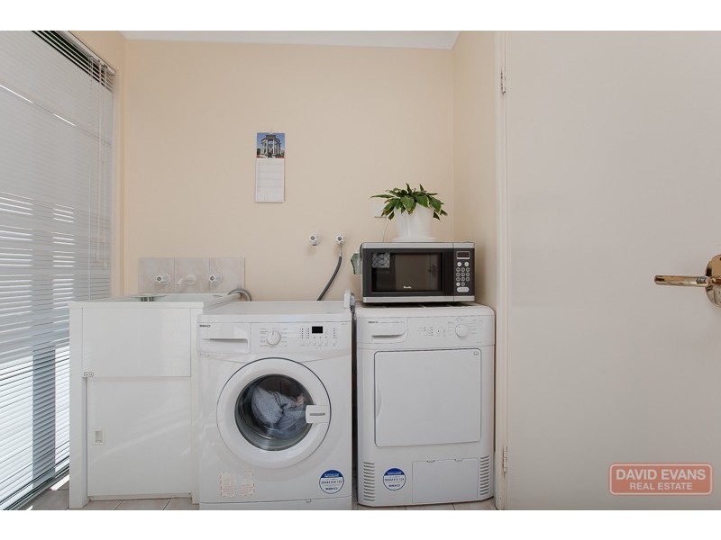 5/20 Santa Monica Drive, Waikiki WA 6169