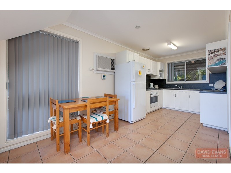 2/5 Nairn Road, Coodanup WA 6210