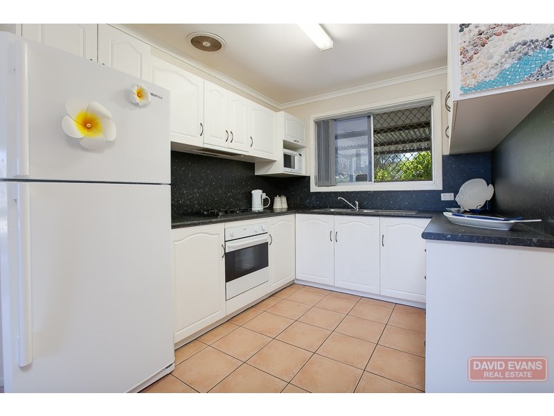 2/5 Nairn Road, Coodanup WA 6210