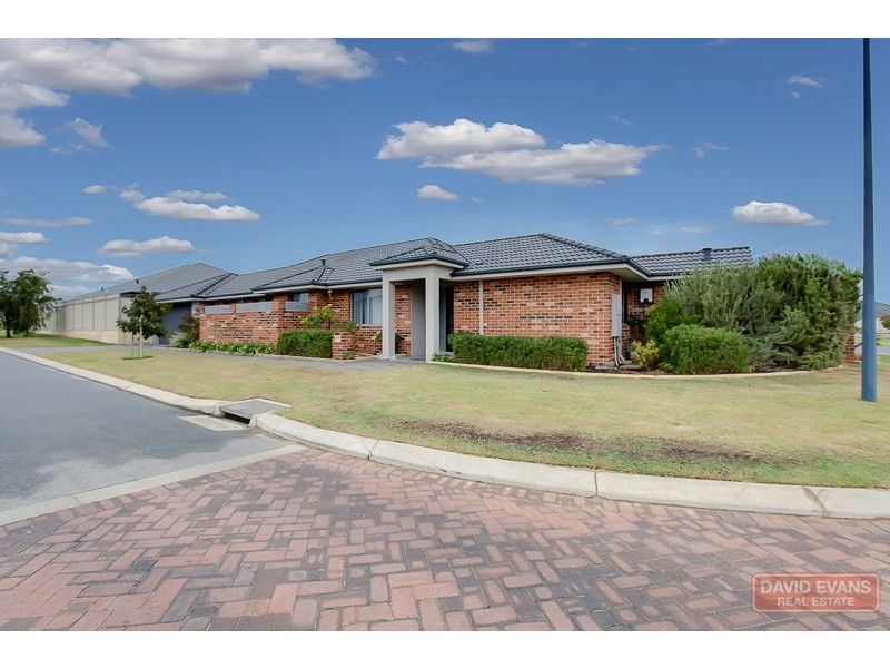 2 Alassio Parade, Secret Harbour WA 6173