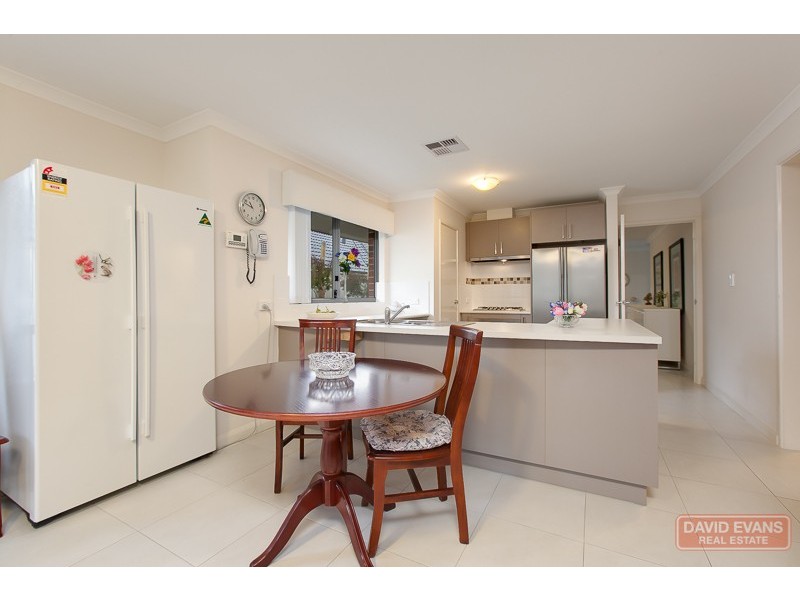 2 Alassio Parade, Secret Harbour WA 6173