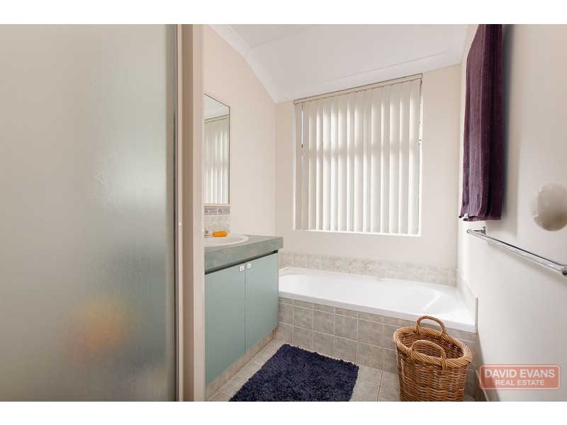 9 Pimento Circle, Port Kennedy WA 6172