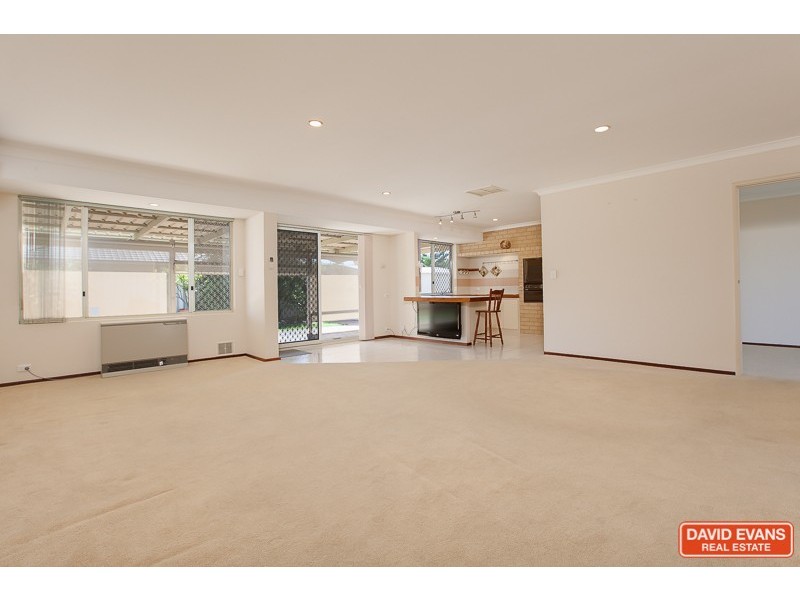 11 Blee Court, Rockingham WA 6168