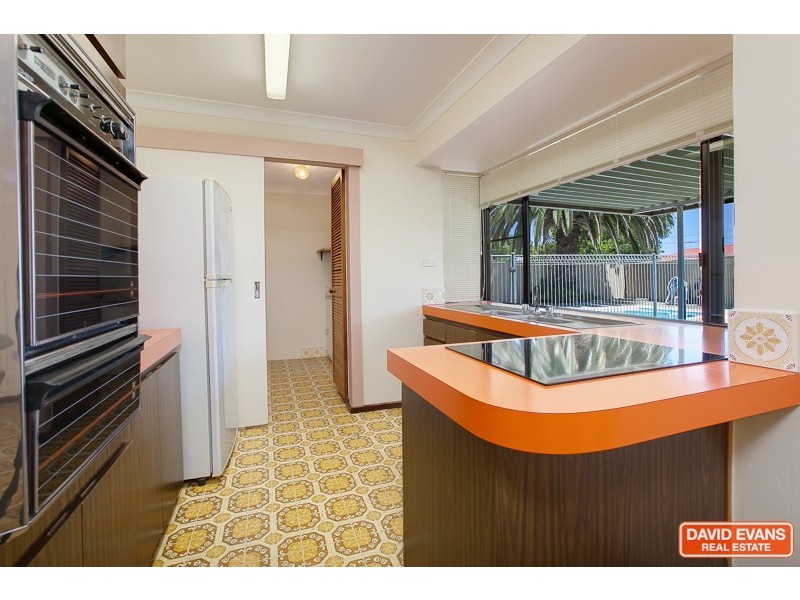 15 Casilda Place, Cooloongup WA 6168