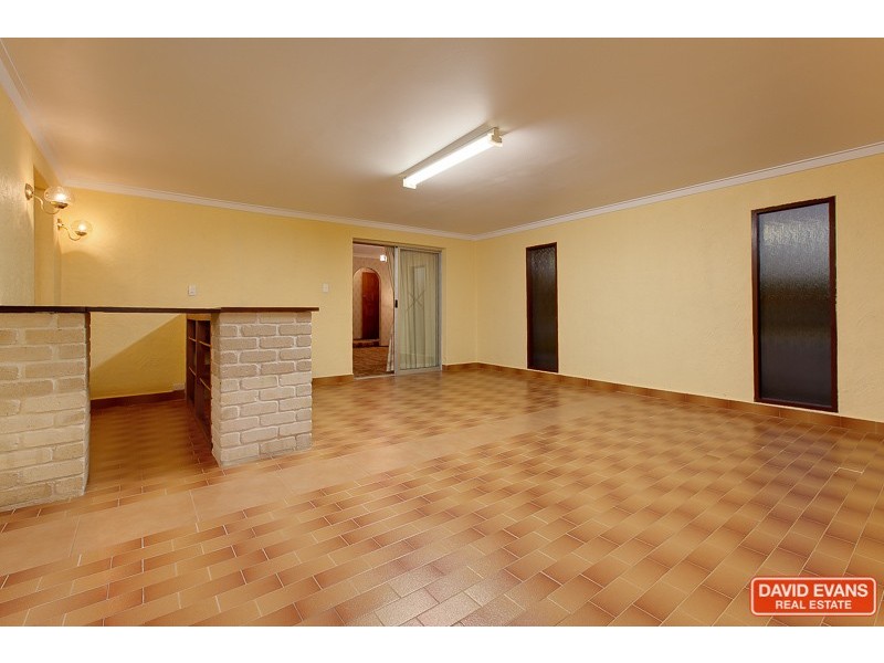 15 Casilda Place, Cooloongup WA 6168