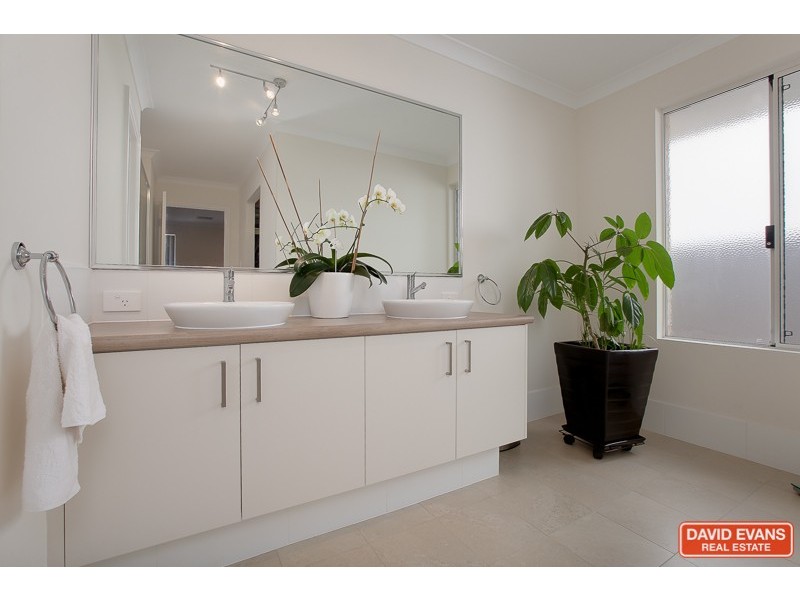 14 Emary Rise, Baldivis WA 6171