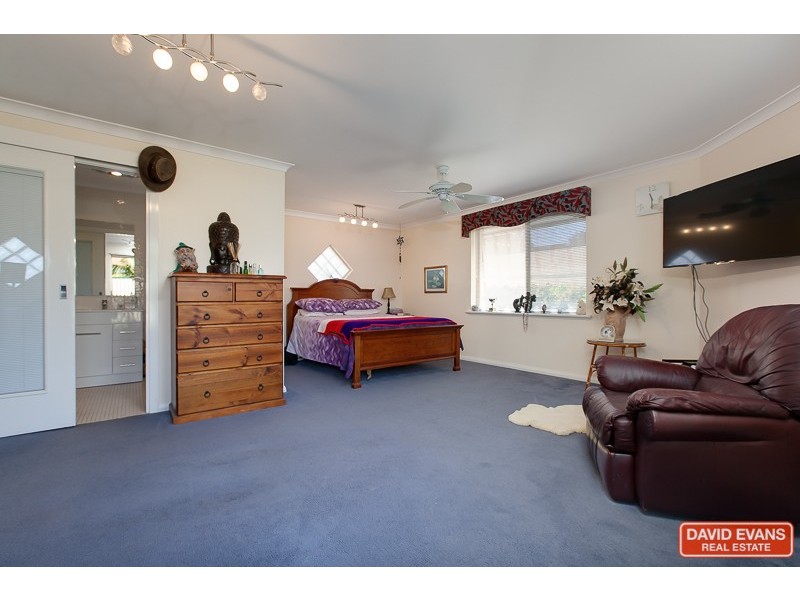 17 McLean Street, Rockingham WA 6168