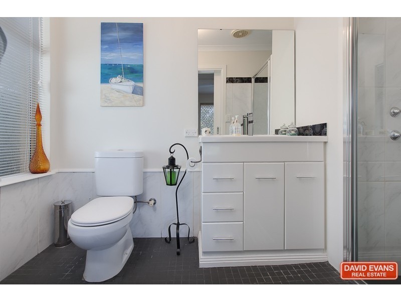 17 McLean Street, Rockingham WA 6168