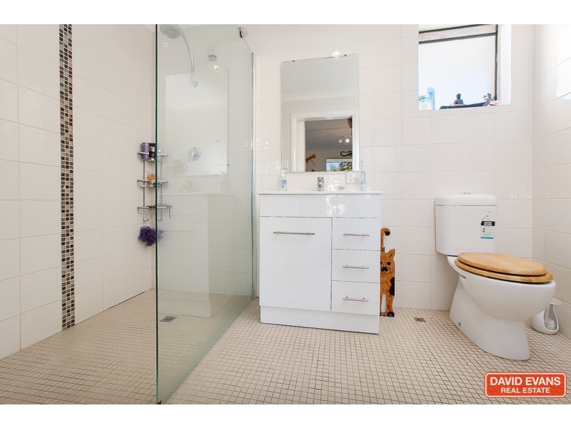 17 McLean Street, Rockingham WA 6168